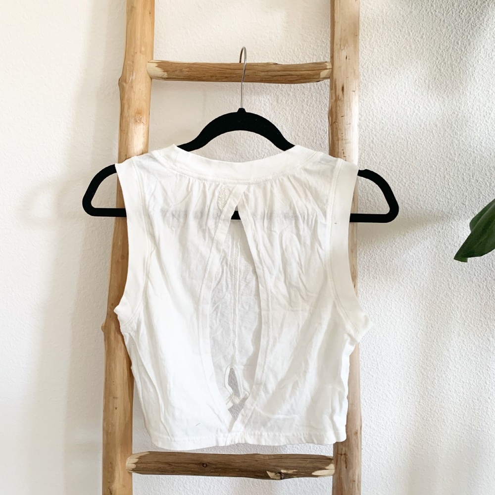 Free People Play By Play Crop Top in White NWT - Picture 6 of 7